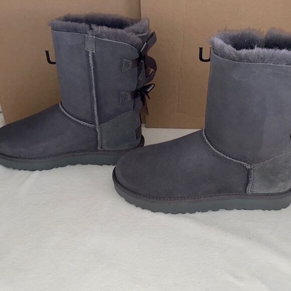 UGG Bailey Bow Short